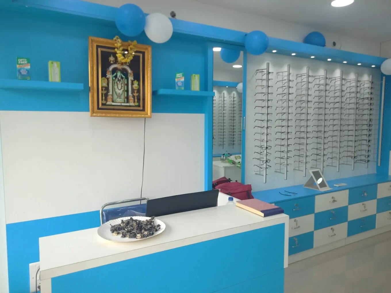 Vel Optics